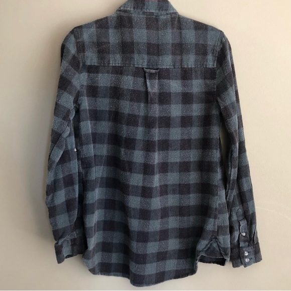 Daytrip Flannel - Picture 2 of 7